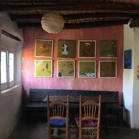 Hostel Los Albergues Pitres